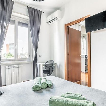 'Tribal House' Sansiro-Rhofiera-Duomo Apartment Milan Exterior photo